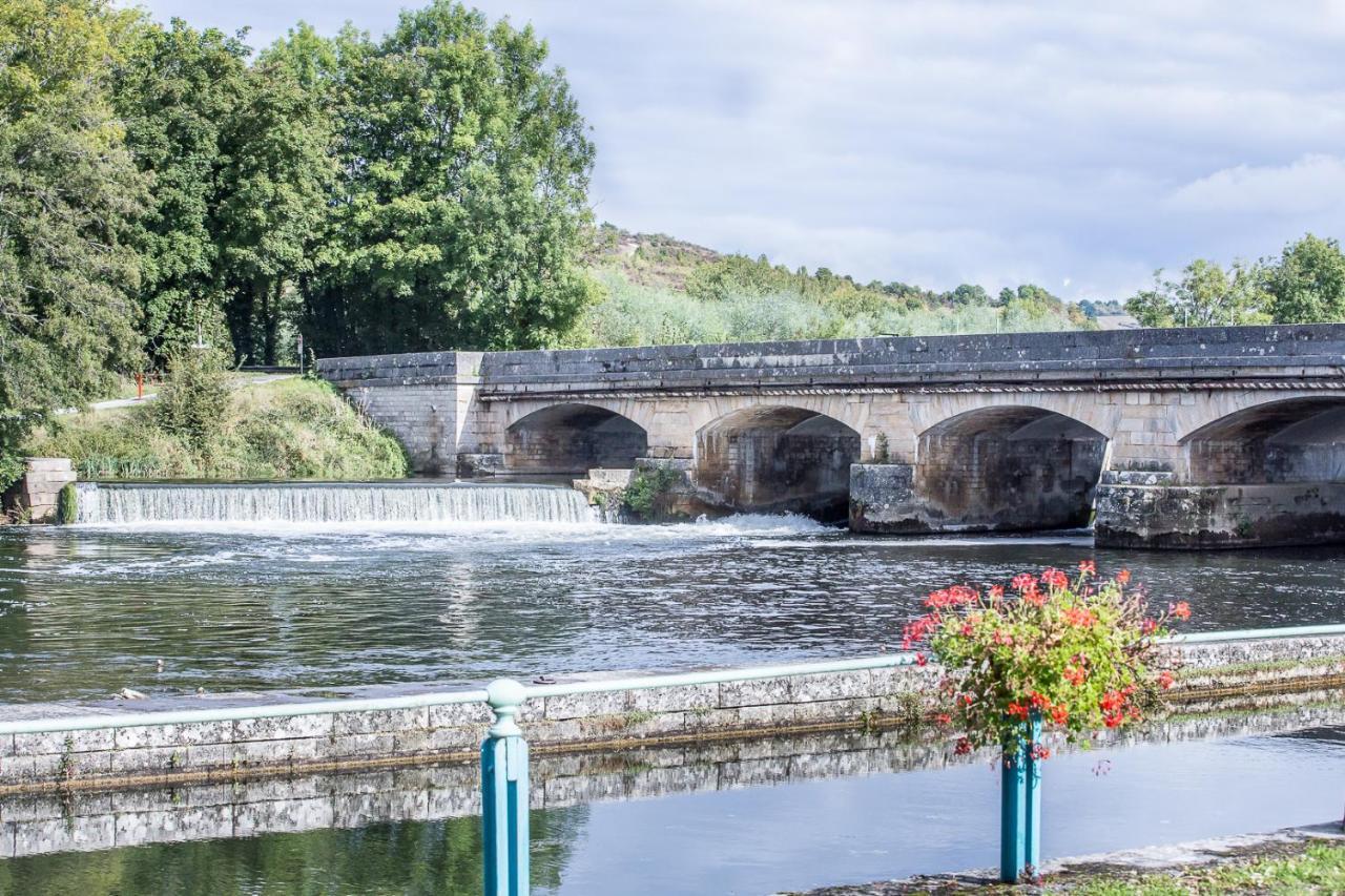 Escolives-Sainte-Camille Entre Canal Et Vignes Bed & Breakfast エクステリア 写真