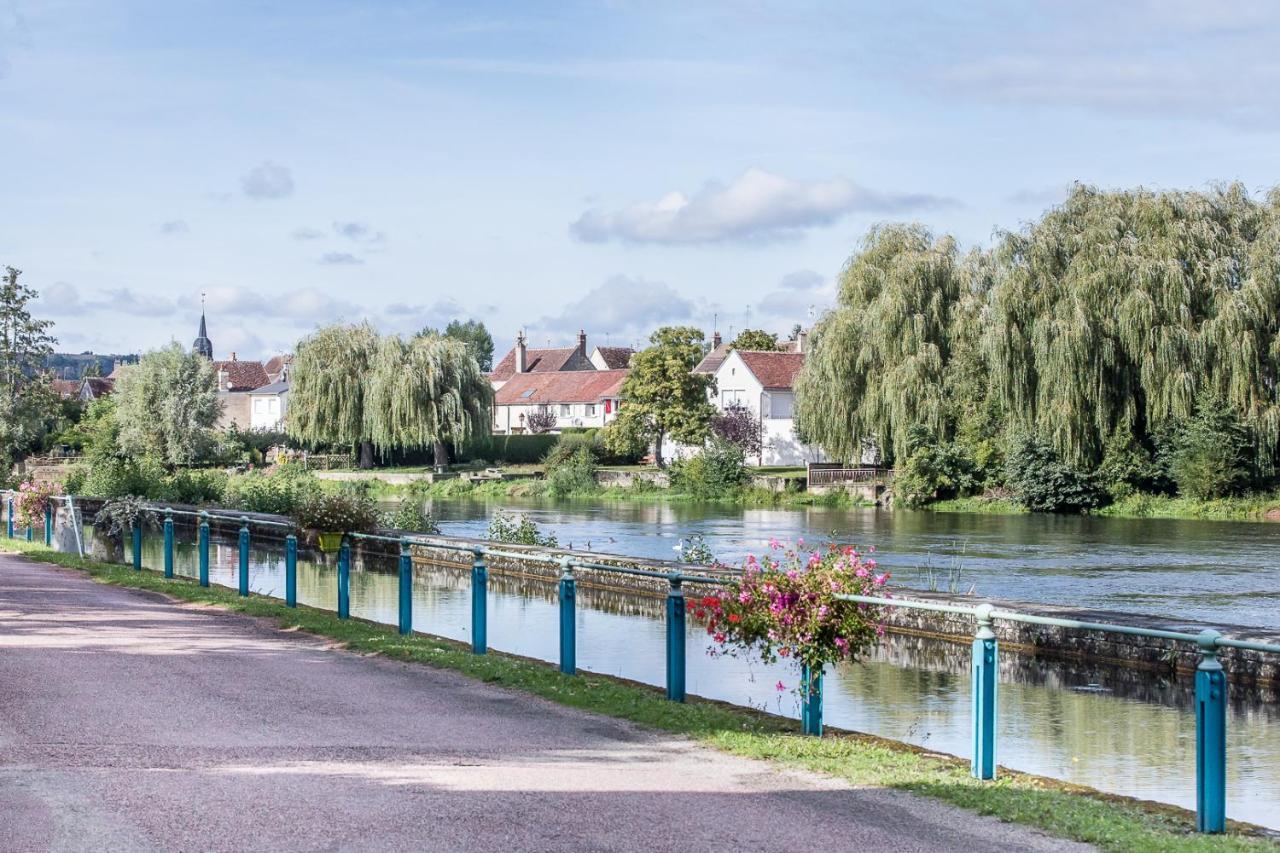Escolives-Sainte-Camille Entre Canal Et Vignes Bed & Breakfast エクステリア 写真